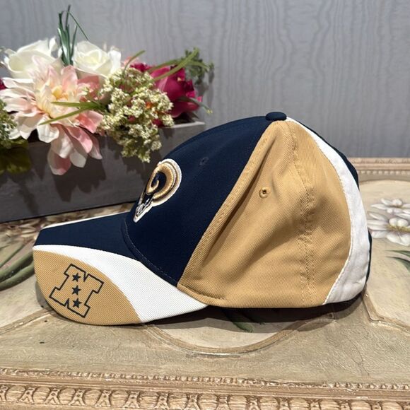 Rare Vintage NFL St. Louis Rams Fitted Cap Hat Blue Tan - Picture 14 of 16